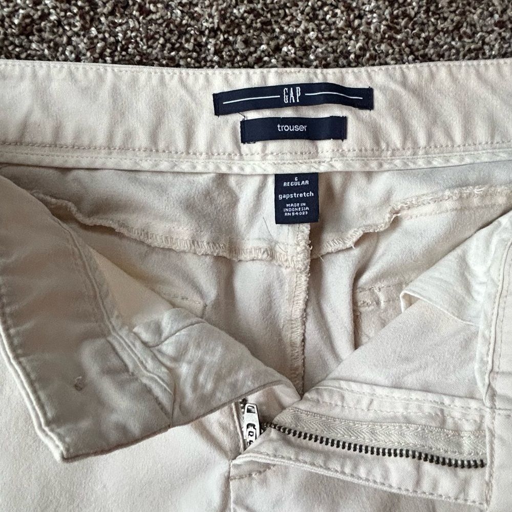 GAP Women's Off-White Jeans